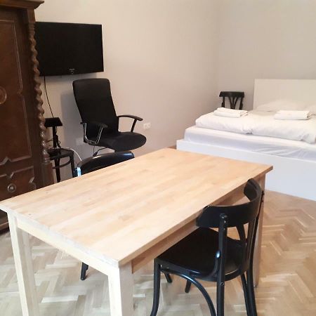 Dob15 Big Apartment Budapest Bagian luar foto